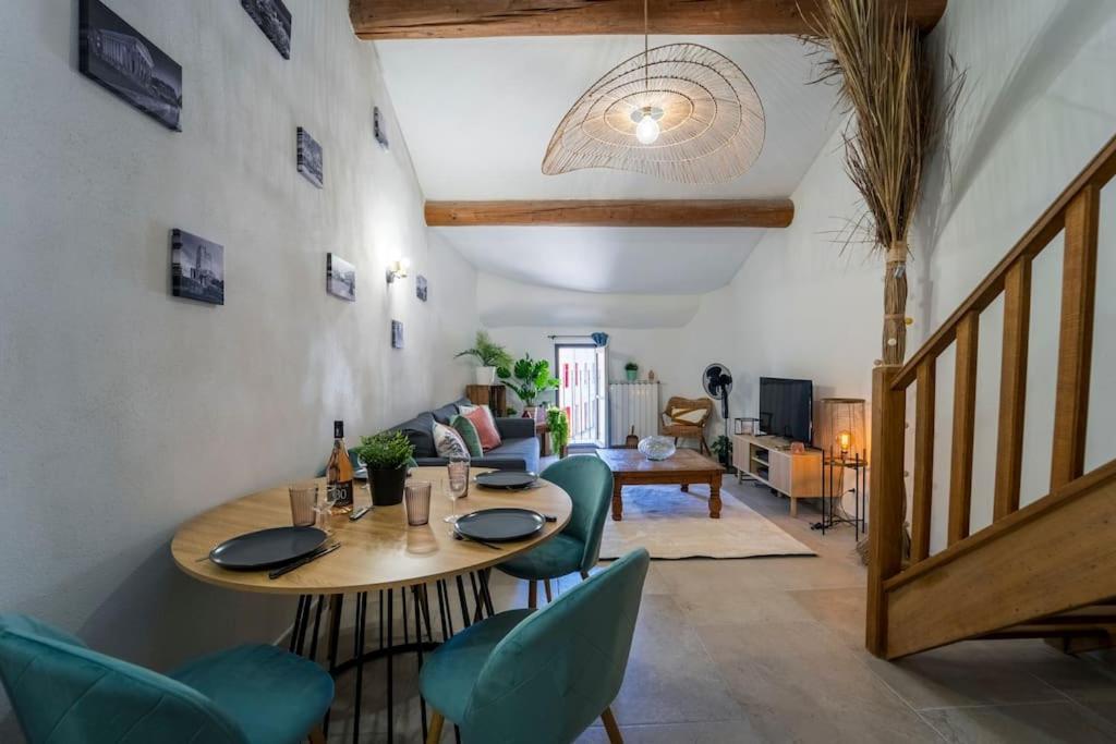 Charmant T2 Proche Place Aux Herbes Юзес Екстер'єр фото